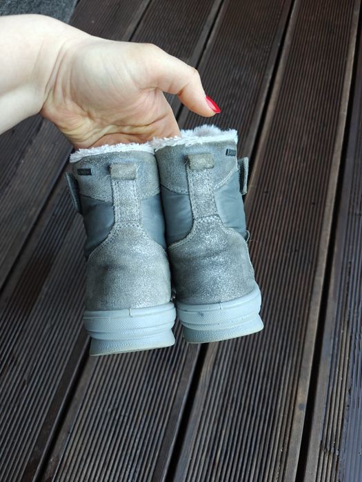 Buty zimowe  trzewiki kozaki superfit rozmiar 31