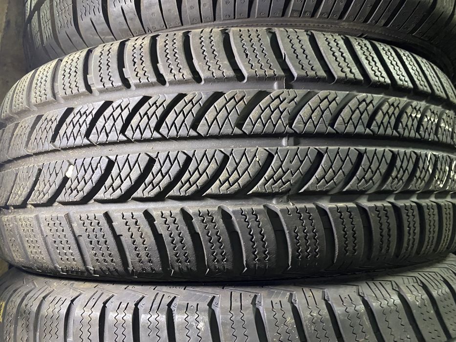 Зима 225/55R17C Continental Vanco Winter R17C ЗИМА