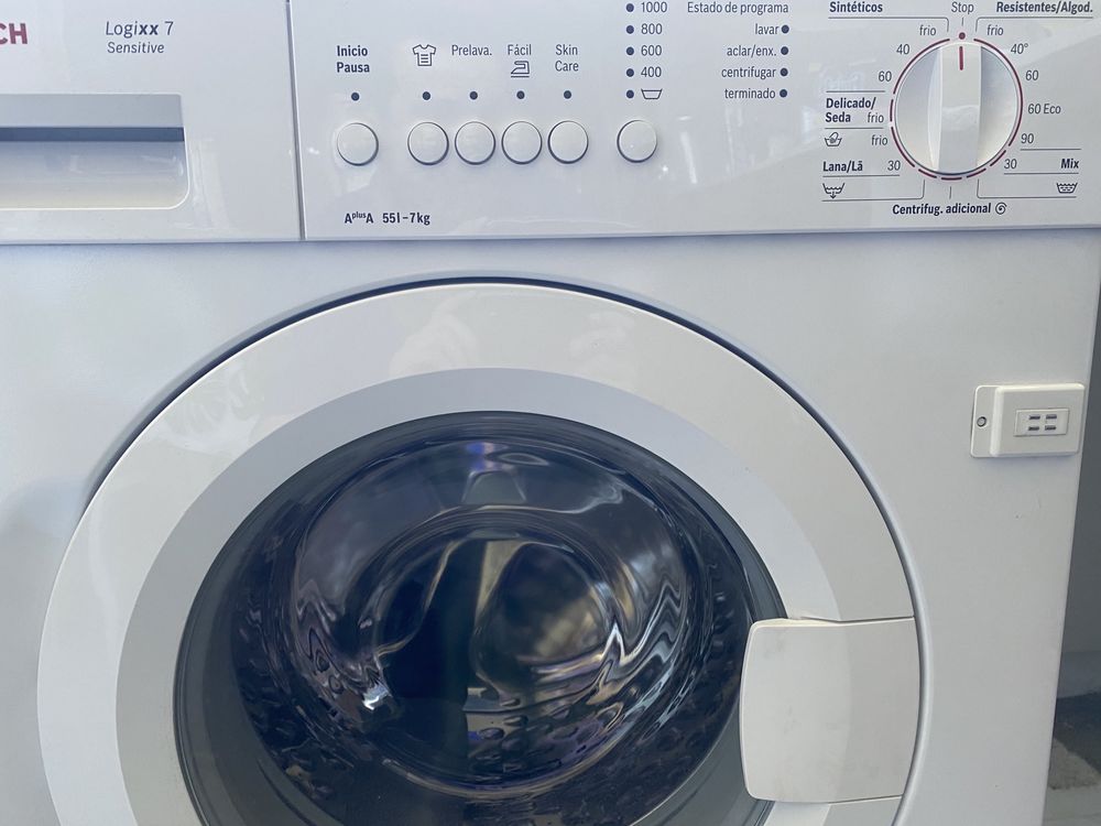 Máquina de lavar roupa de encastrar Bosch - para peças
