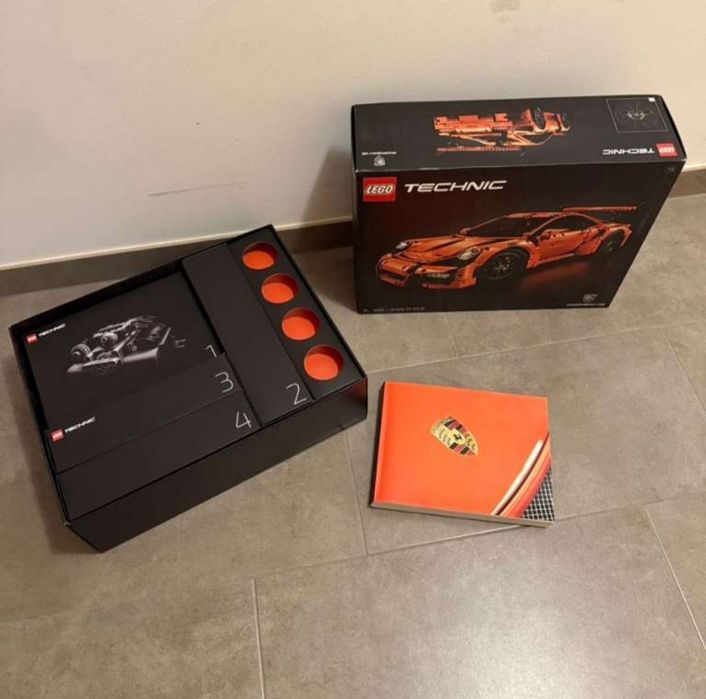 Lego Technic Porsche 911 GT 3 RS 42056