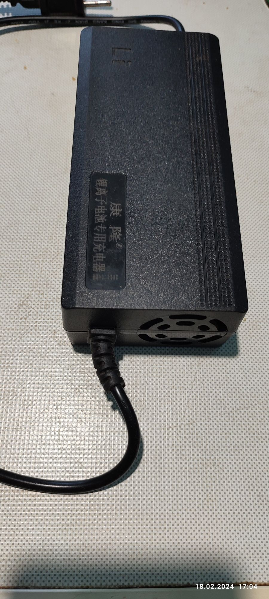 Блоки живлення 8v 8.5v 42v
