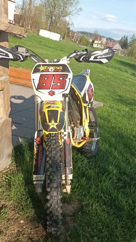 Cross suzuki rm 85