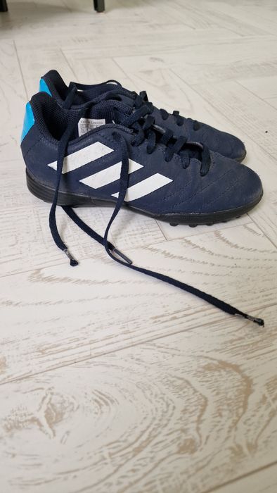 Buty do piłki Adidas roz.33
