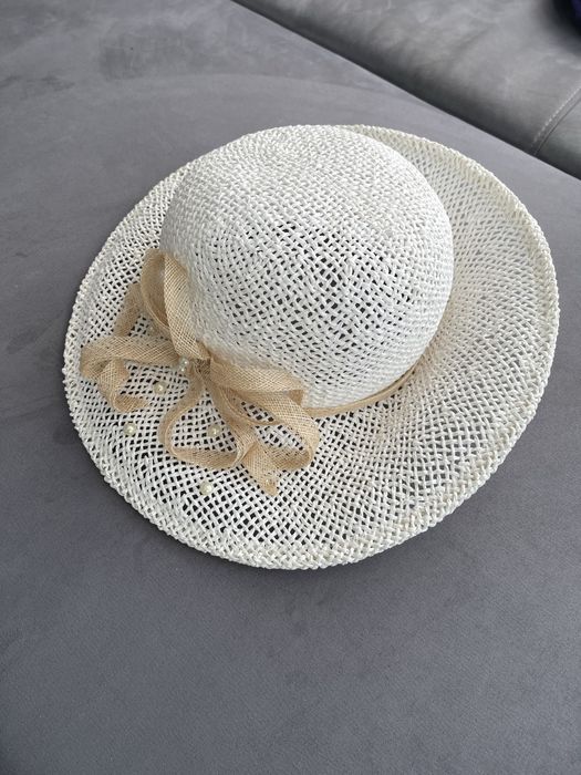 Шляпа від сонця жіноча бежева