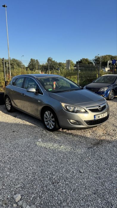 Na Sprzedaz Opel Astra J 1.7D 2010r/Zadbane/Nowy Rozrzad/Raty/Zamiana