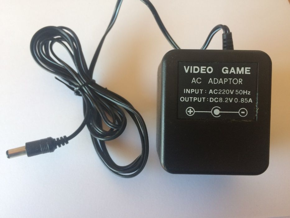 Transformador Video Game Ac Adaptor DC8.2V 0.85A