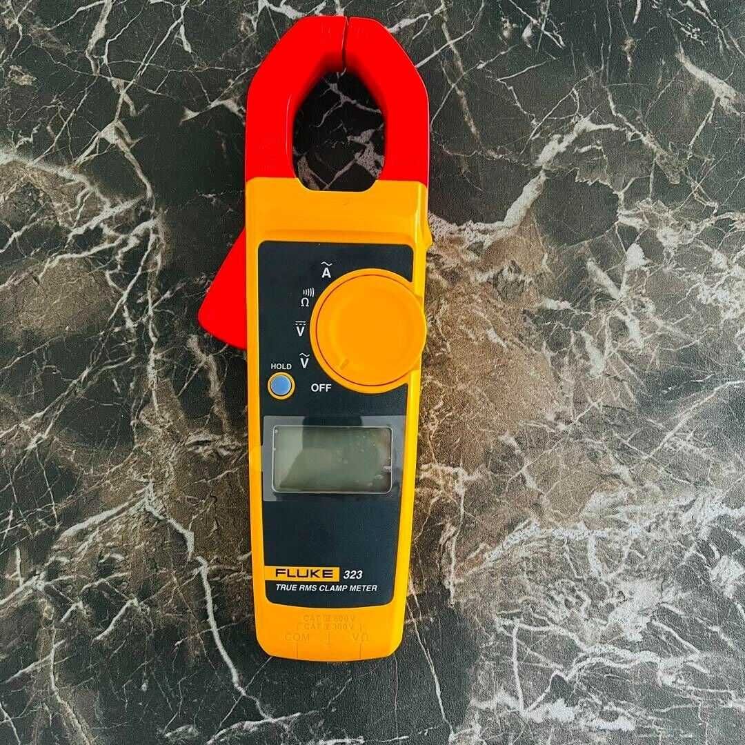 FLUKE 323 miernik cęgowy, multimetr