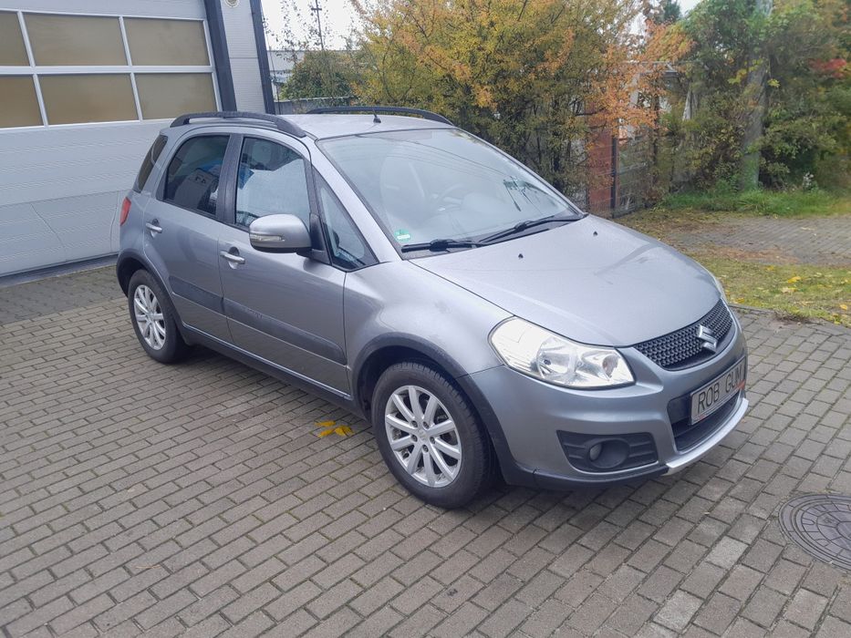 SUZUKI SX 4_1.6 Benzyna_Navi_Klimatronik_Sprowadzony
