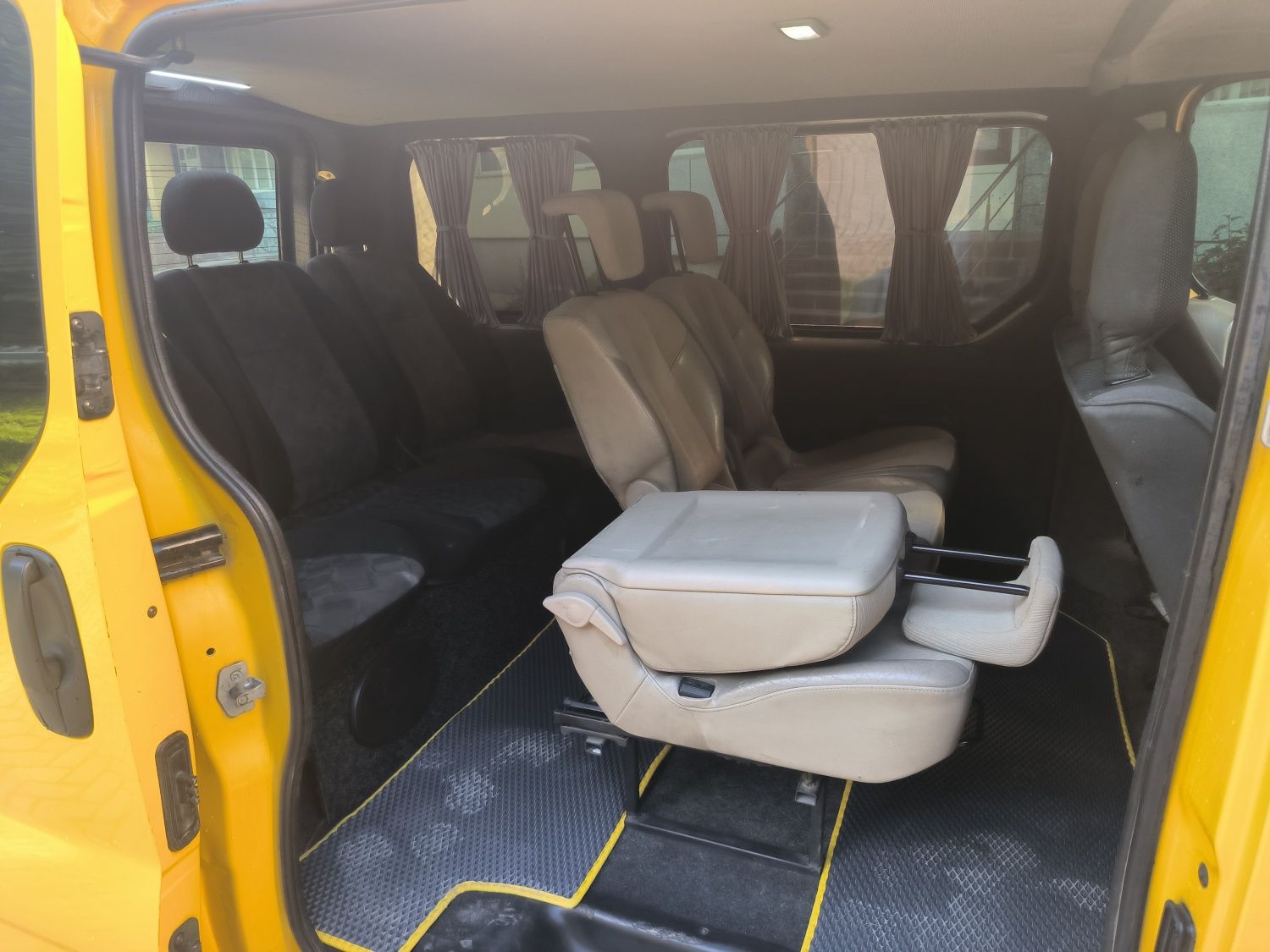 Opel Vivaro, 1.9 супер стан