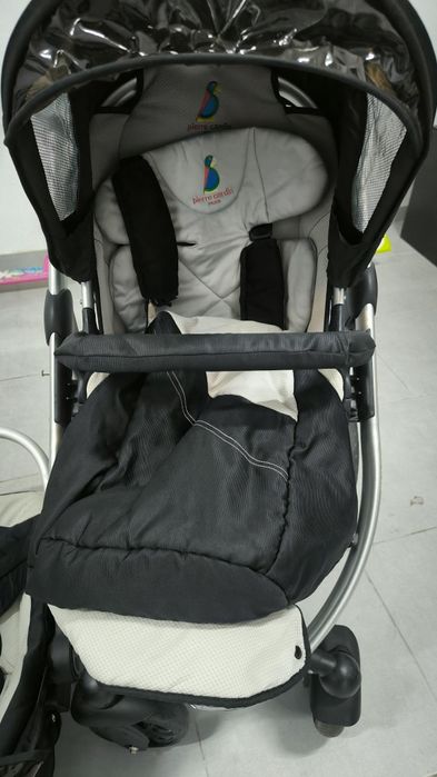 Carrinho de bebé Pierre Cardan