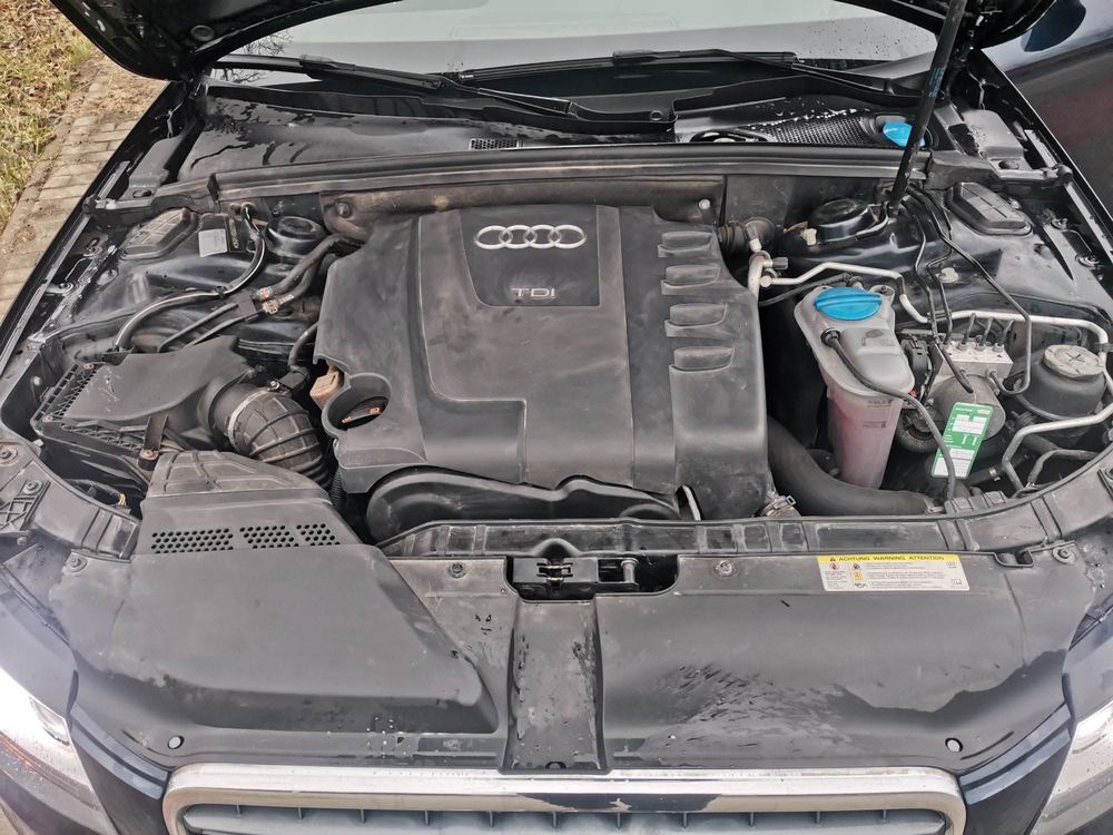 SPRZEDAM AUDI A4 B8 z 2011 roku.