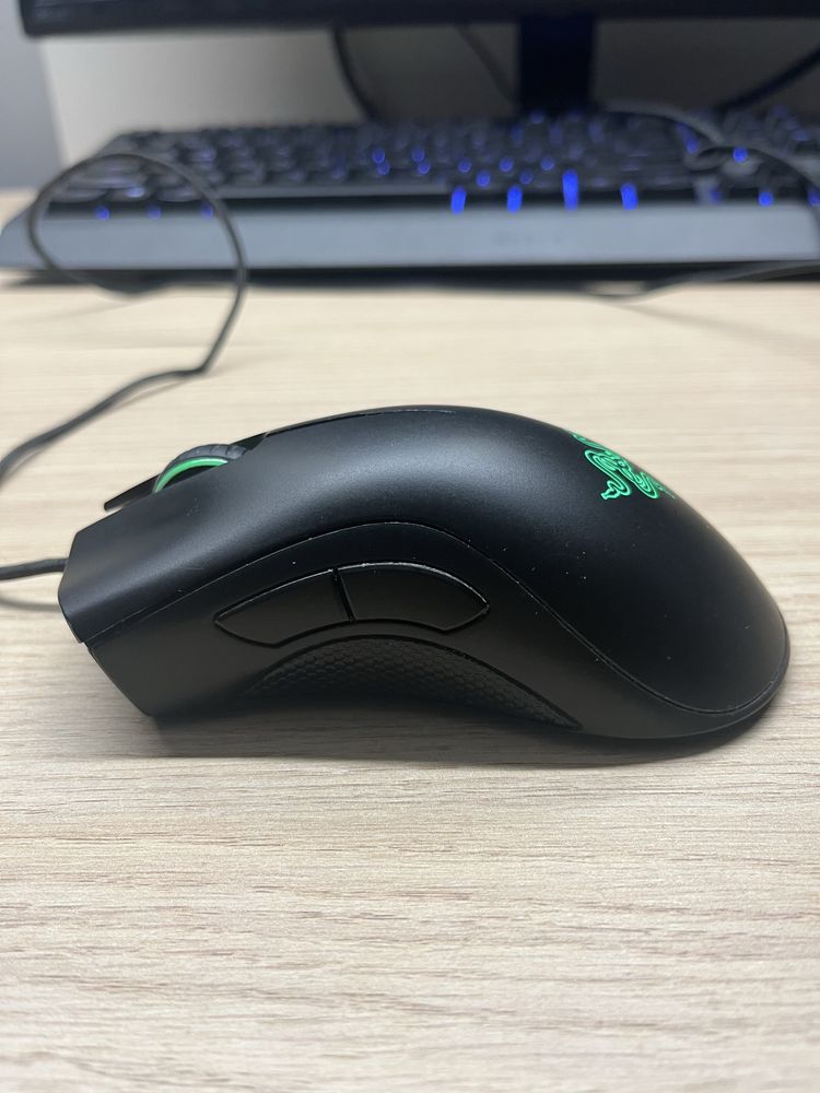 Компʼютерна мишка Razer Deathadder Essential