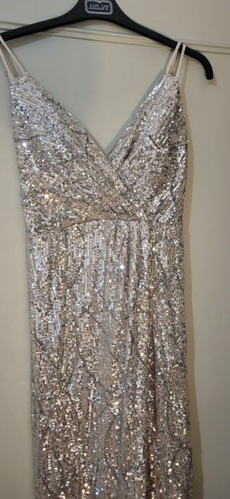 Vestido com brilhantes