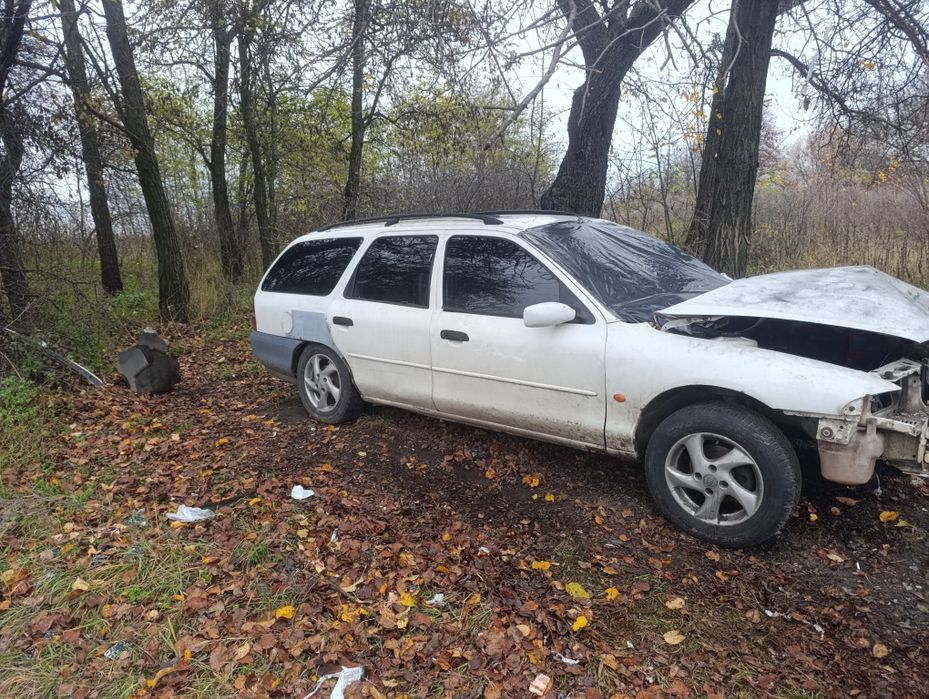 Мондео 1 цілою або в розбор