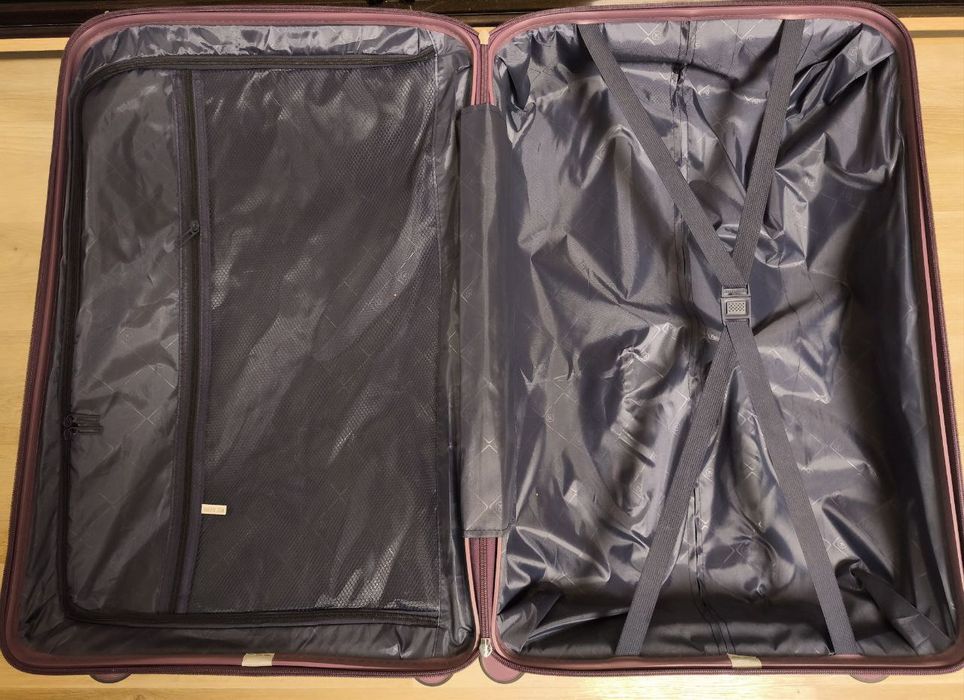 Чемодан для путешествий, дорожный чемодан, Валіза на колесах