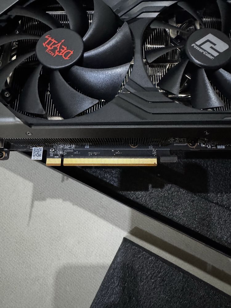 Red Devil RX 6700XT капсула часу!