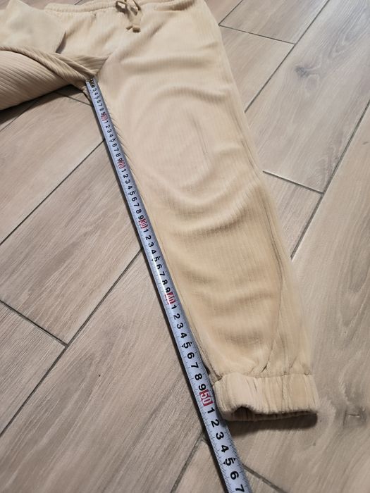 H&M спортивний костюм 8-9 років