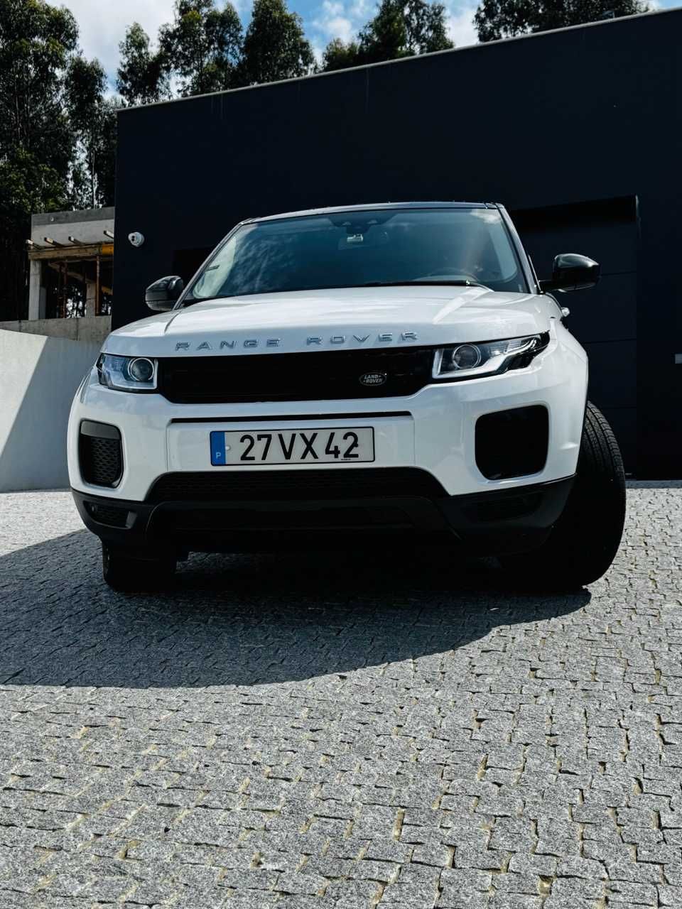 Range Rover Evoque 2.0 D150 R-DYNAMIC - Apenas 65mil km