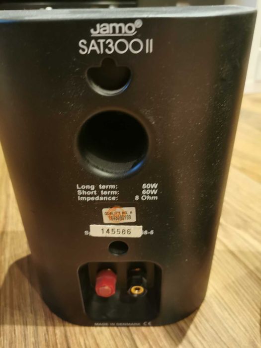 Glosniki Jamo Sat 300 II