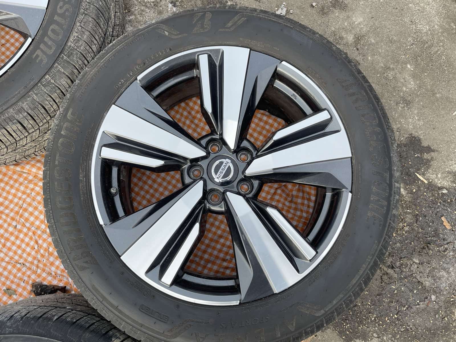 Диски Nissan Rogue T 33 R 19 комплект или поштучно