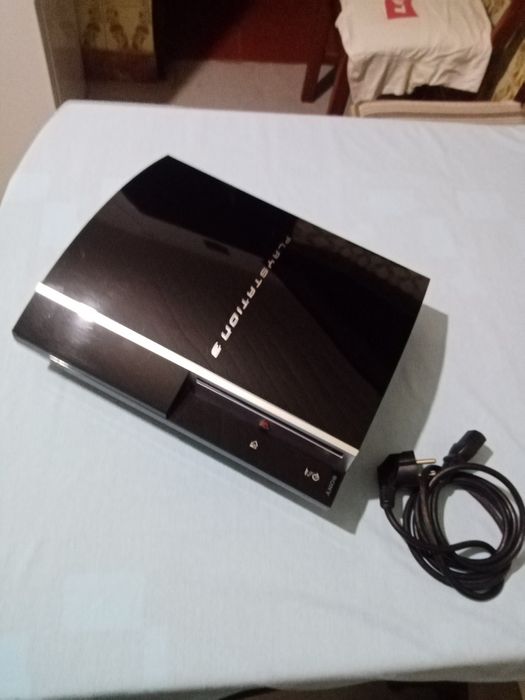 Vendo Ps3 sem comando