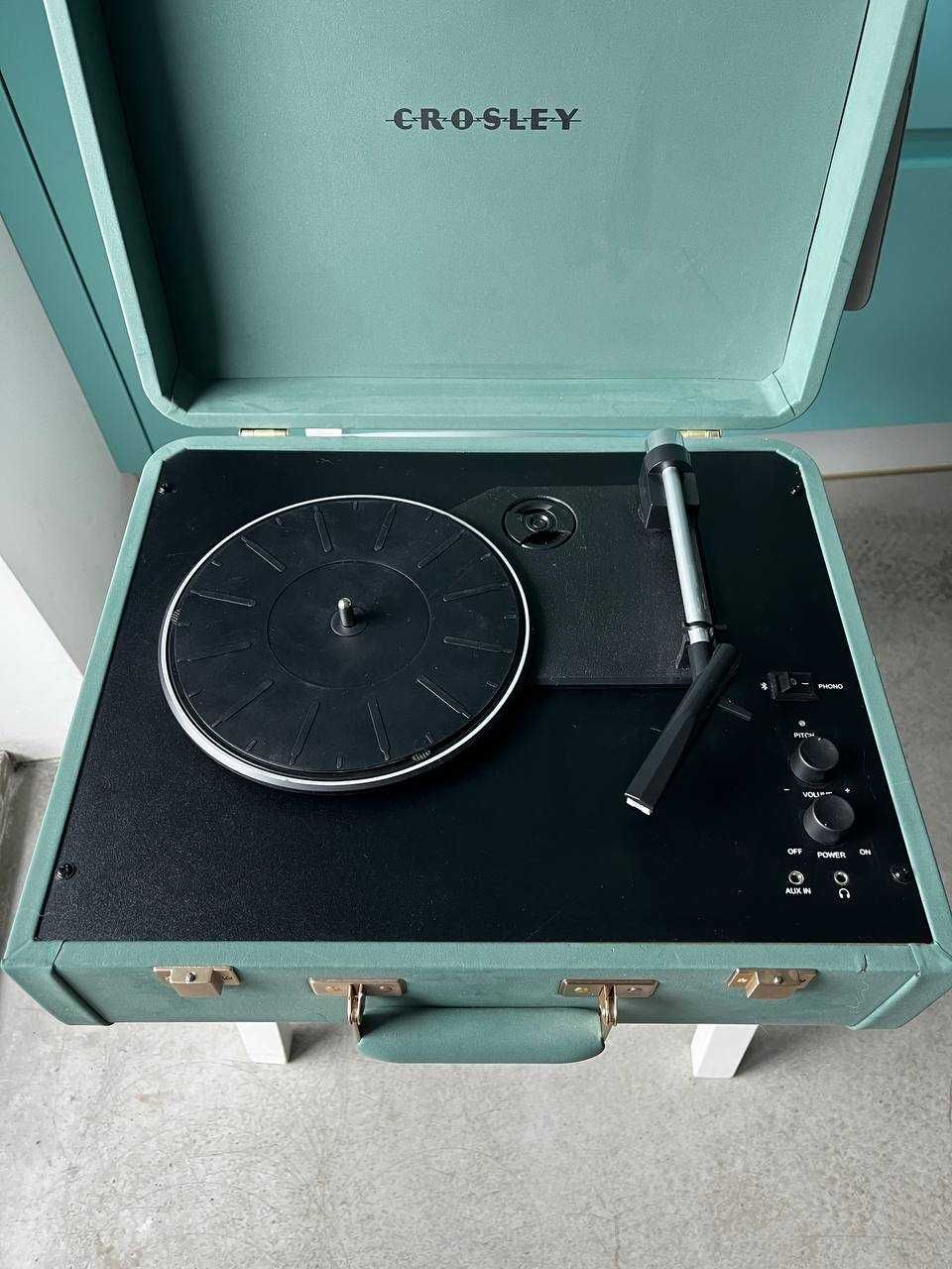 Продам Crosley Portfolio Quetzal