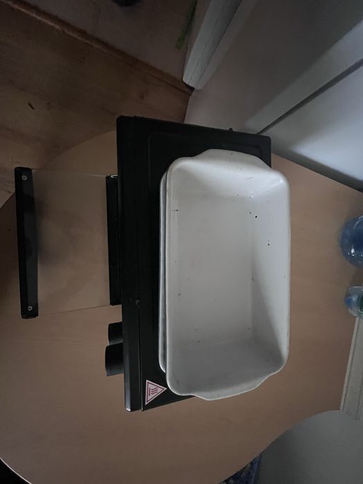 Духовка для запікааня і 2 форми для запікання