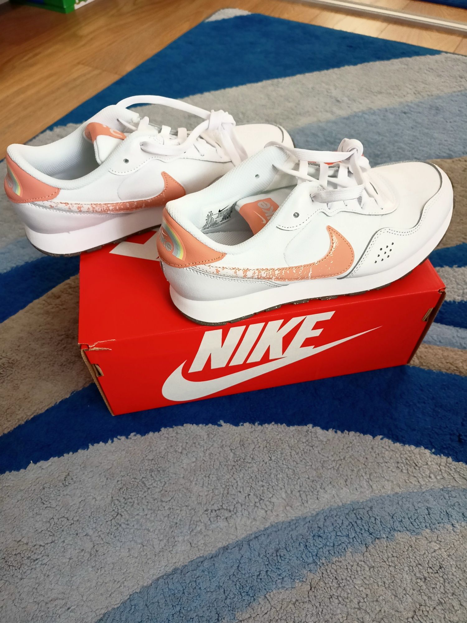 Buty damskie Nike - nowe, gwarancja