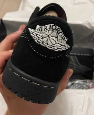 Jordan 1 Retro Low OG SP Travis Scott Black Phantom R.40