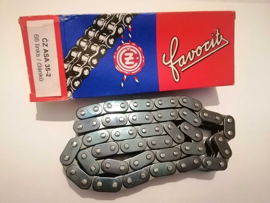 Двухрядная моторная цепь ЯВА-JAWA 634-638,CZ Made in Czech Republic.