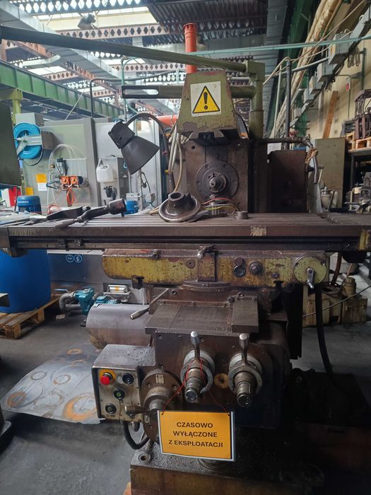 Frezarka uniwersalna FWD-32