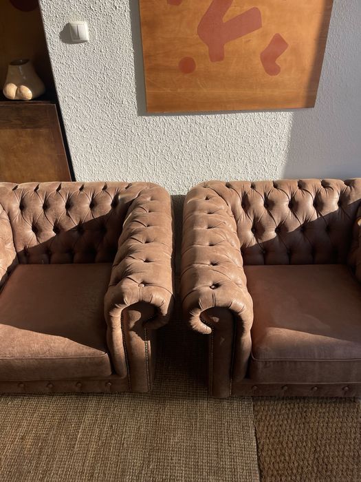 Sofás Chesterfield camurça