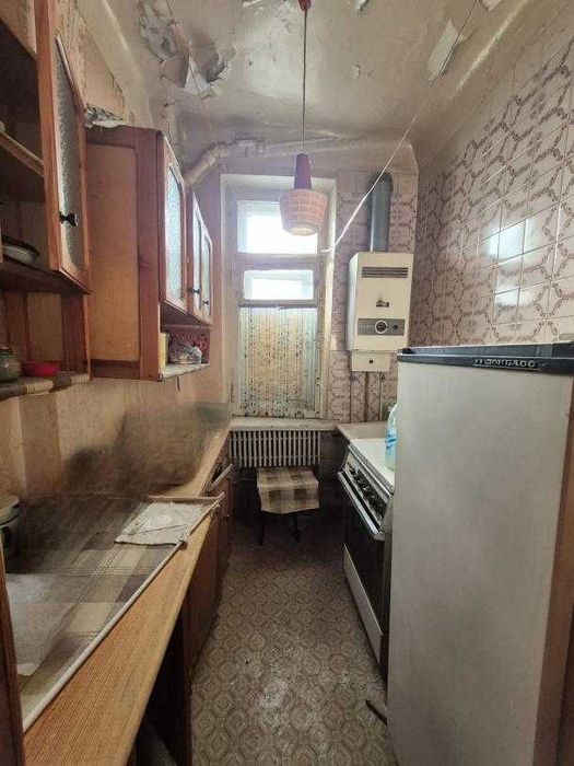 Продам 2к.кв  центр міста вул. Данилевського, поруч м. Наукова