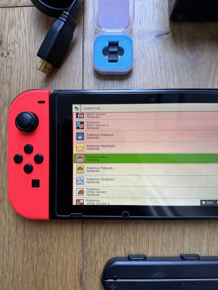 Nintendo Switch V1 (Desbloqueada, 286gb, 100+ Jogos, Gameboy/DS)
