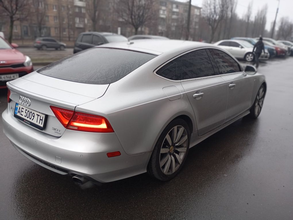 Audi A7 SPORTBACK 2012