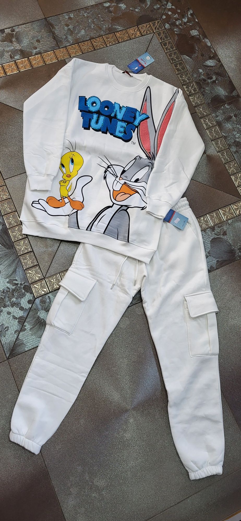 Looney Tunes królik Bags disney biały dres damski dziewczęcy S M