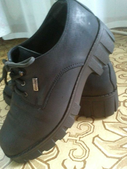 Обувь/взуття кроссовки, туфли, кеды, мокасины  в   хорошем   состоянии