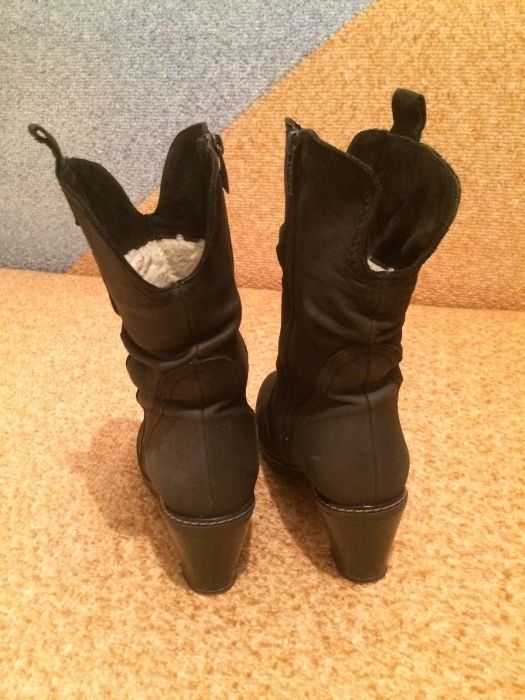 Чоботи / черевики зимові 38 р.