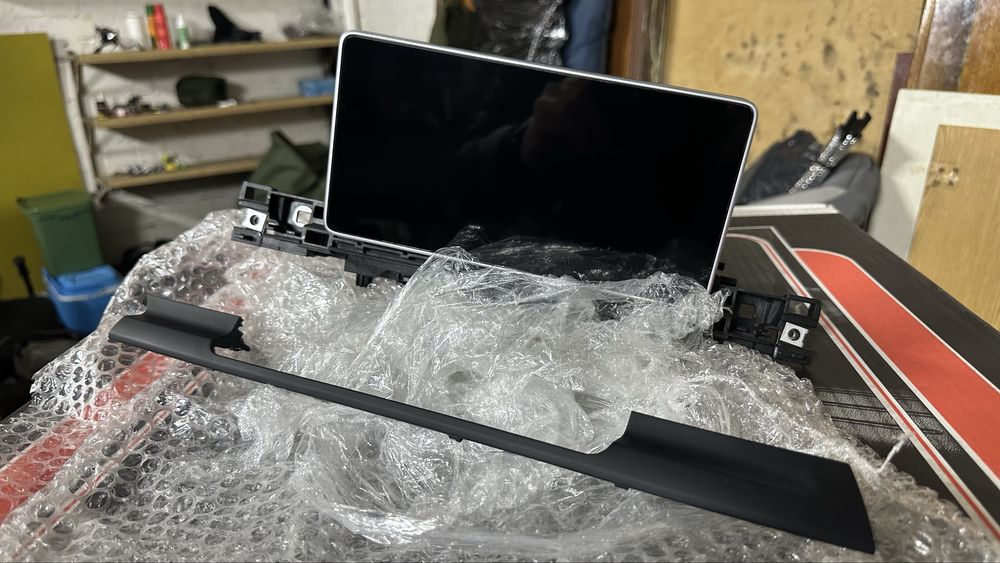 Дисплей audi a4 b9 оригінал