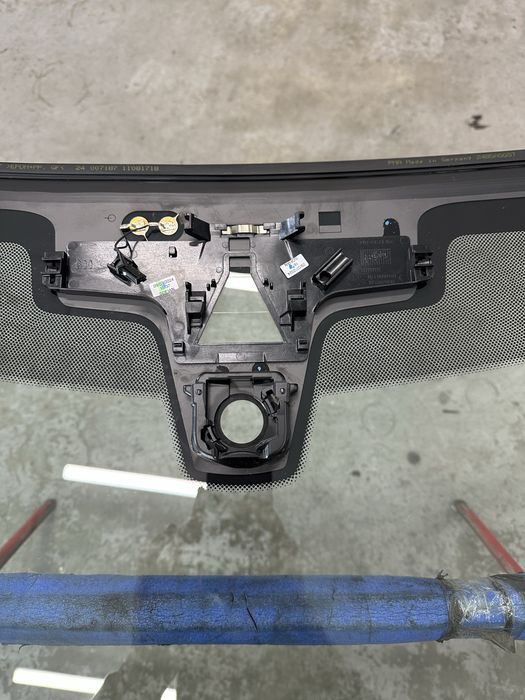 Лобове скло BMW G30 2020-25