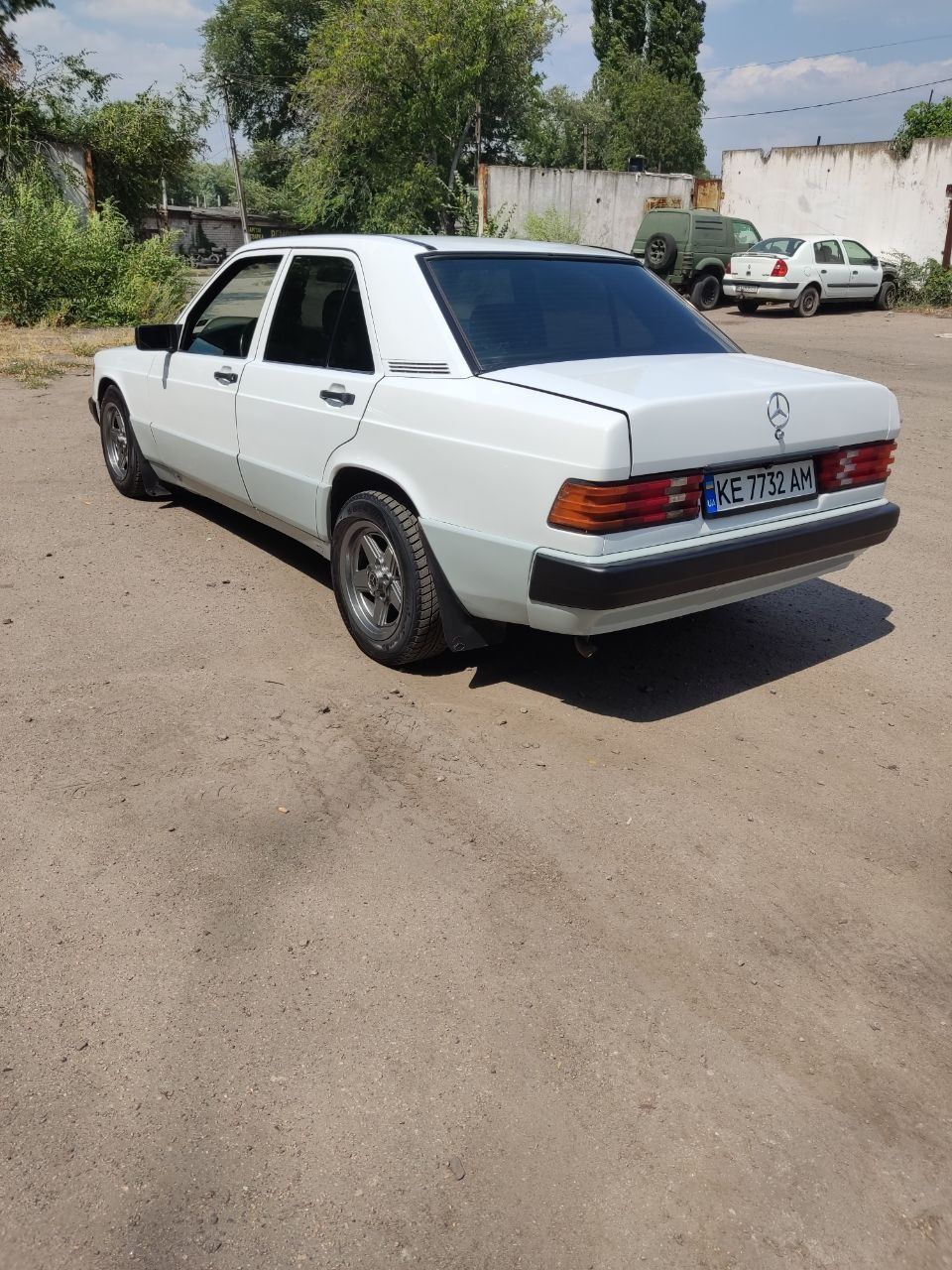 Mercedes Benz 190