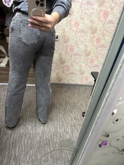 Джинси жіночі  палацо сірі р 27.
