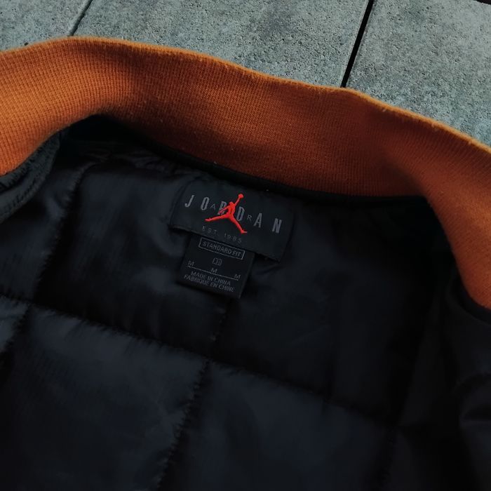 Нейлоновий бомбер Jordan | Оригінальний бомбер Jordan | Утеплений!