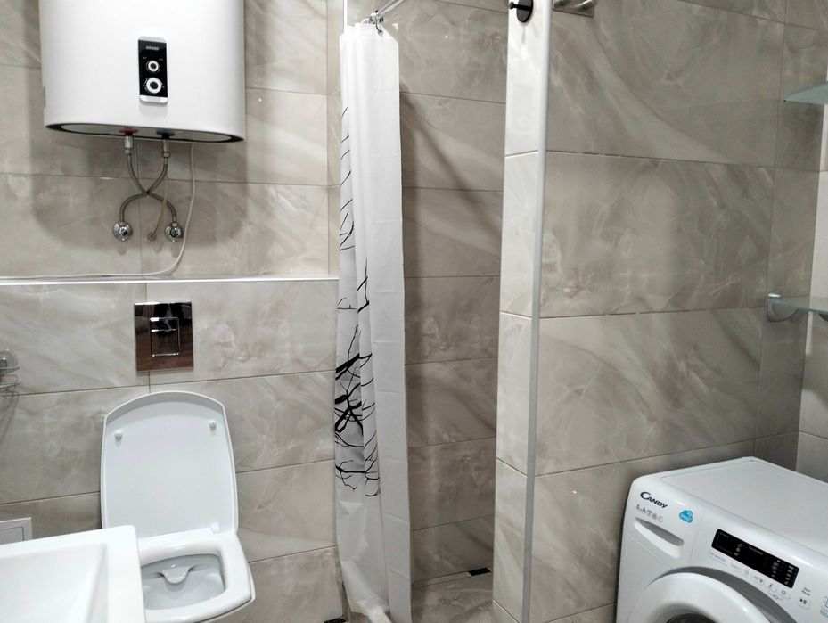 Аренда в новому ЖК. Будинок з газом, є генератори