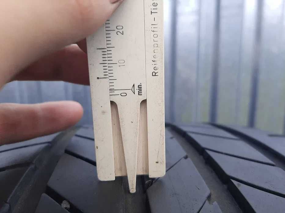 2x Opony letnie 245/45R19 GoodYear EfficientGrip RunFlat