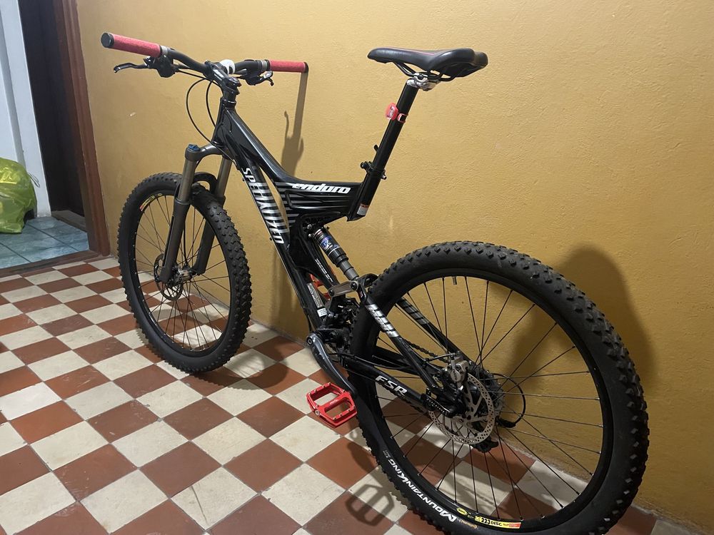 Rower Specialized Enduro Expert  rama M