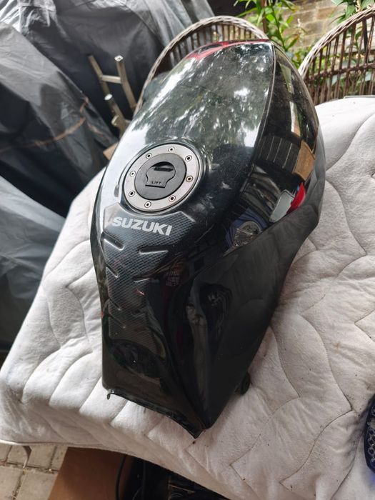 Бак Сузуки Suzuki