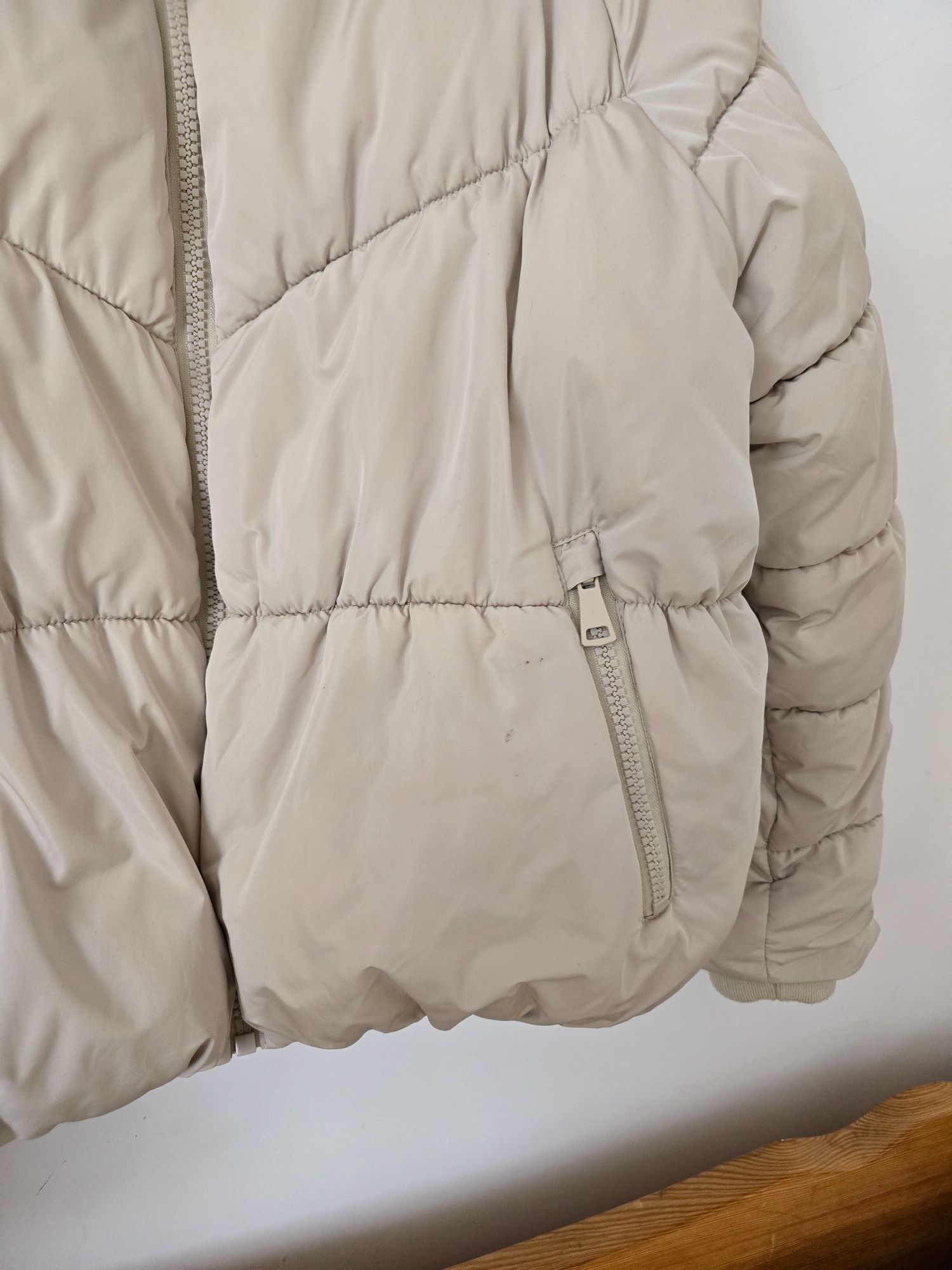 Pikowana kremowa beżowa oversize kurtka puffer zimowa jesienna primark