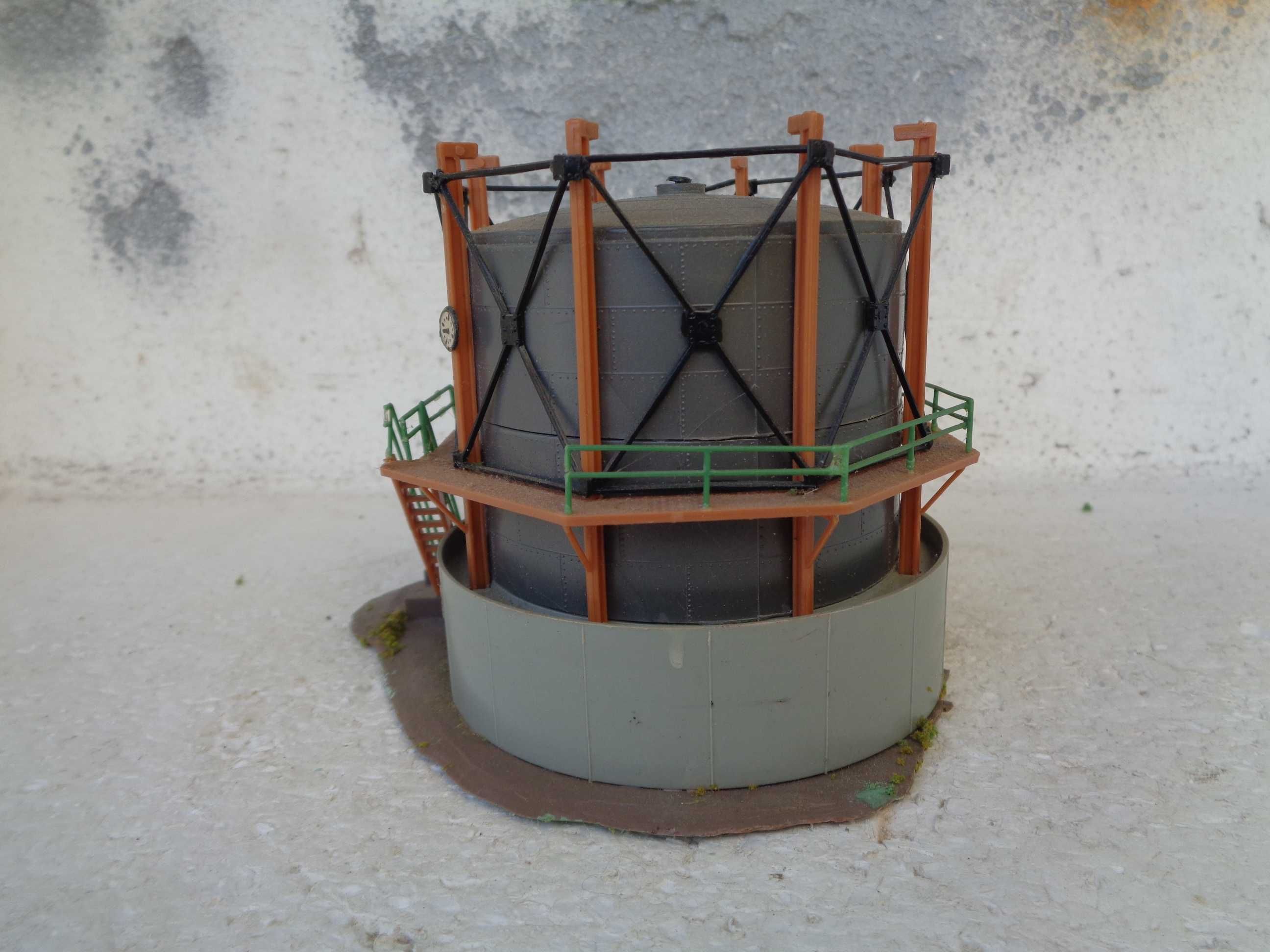 1:87 Deposito de combustivel para locomotivas diesel