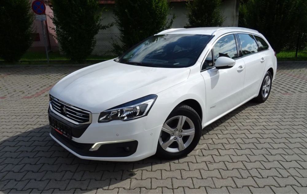 MGR Rent a Car wynajem samochodu wypożyczalnia samochodów osobowych